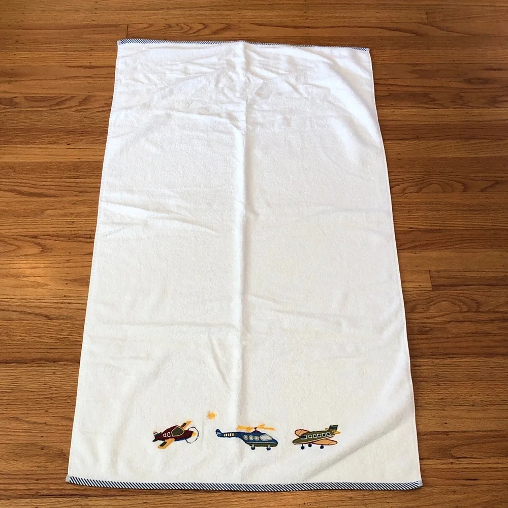 Airplane Embroidered Towel Set - White, NWT